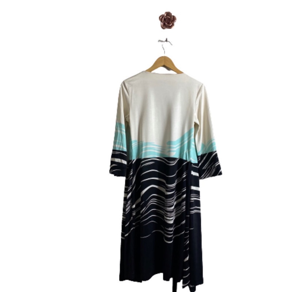 Diane Von Furstenberg Silk Julian II Wrap Dress - Picture 5 of 8